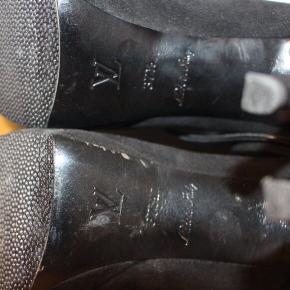 Louis Vuitton 4 inch Heel Black Suede Size 37.5 - Picture 7 of 7